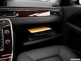  Glove box open photo